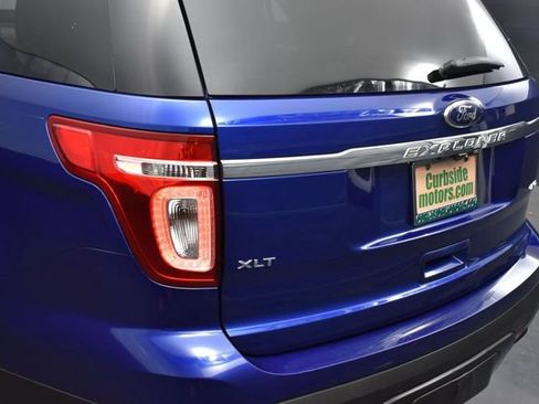 Used 2014 Ford Explorer XLT w/ Equipment Group 202A AWD/4WD image 20