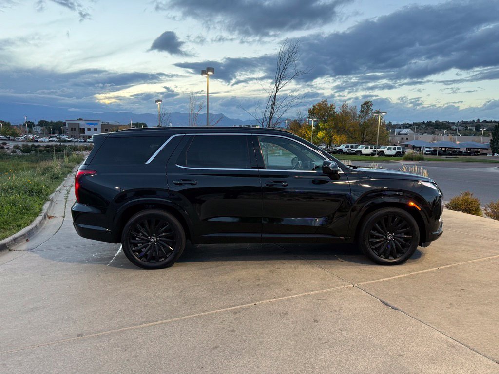 Used 2025 Hyundai Palisade Calligraphy AWD/4WD image 9