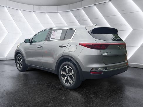 Used 2021 Kia Sportage LX w/ LX Fwd Popular Package image 3