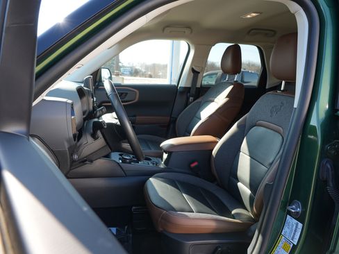 Used 2023 Ford Bronco Sport Outer Banks w/ Tech Package image 14