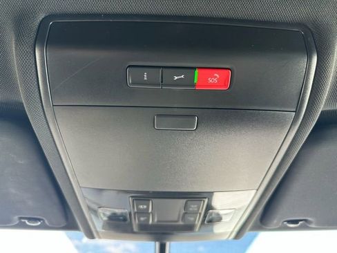 Used 2023 Volkswagen Atlas Cross Sport SE image 23