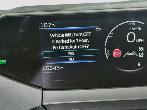 Used 2024 Toyota Prius LE FWD image 19