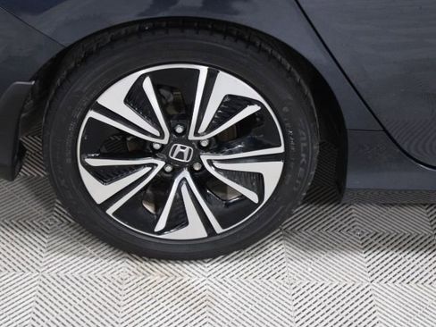 Used 2018 Honda Civic EX-T image 40