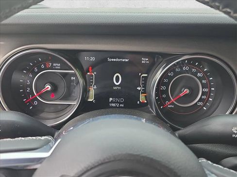 Used 2022 Jeep Wrangler Rubicon w/ LED Lighting Group AWD/4WD image 12