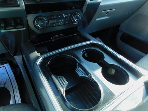 Used 2022 Ford F250 XLT w/ XLT Premium Package image 31