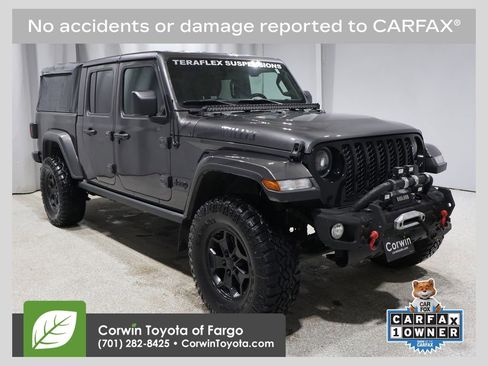 Used 2021 Jeep Gladiator Willys image 1