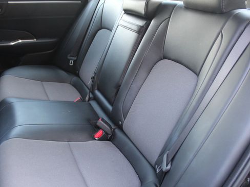 Used 2018 Honda Clarity Plug-In Hybrid image 13