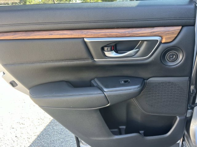 Used 2017 Honda CR-V Touring image 21