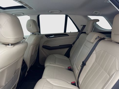 Used 2016 Mercedes-Benz GLE 350 4MATIC w/ Premium Package image 38