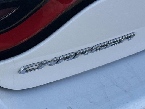 Used 2023 Dodge Charger SXT image 7