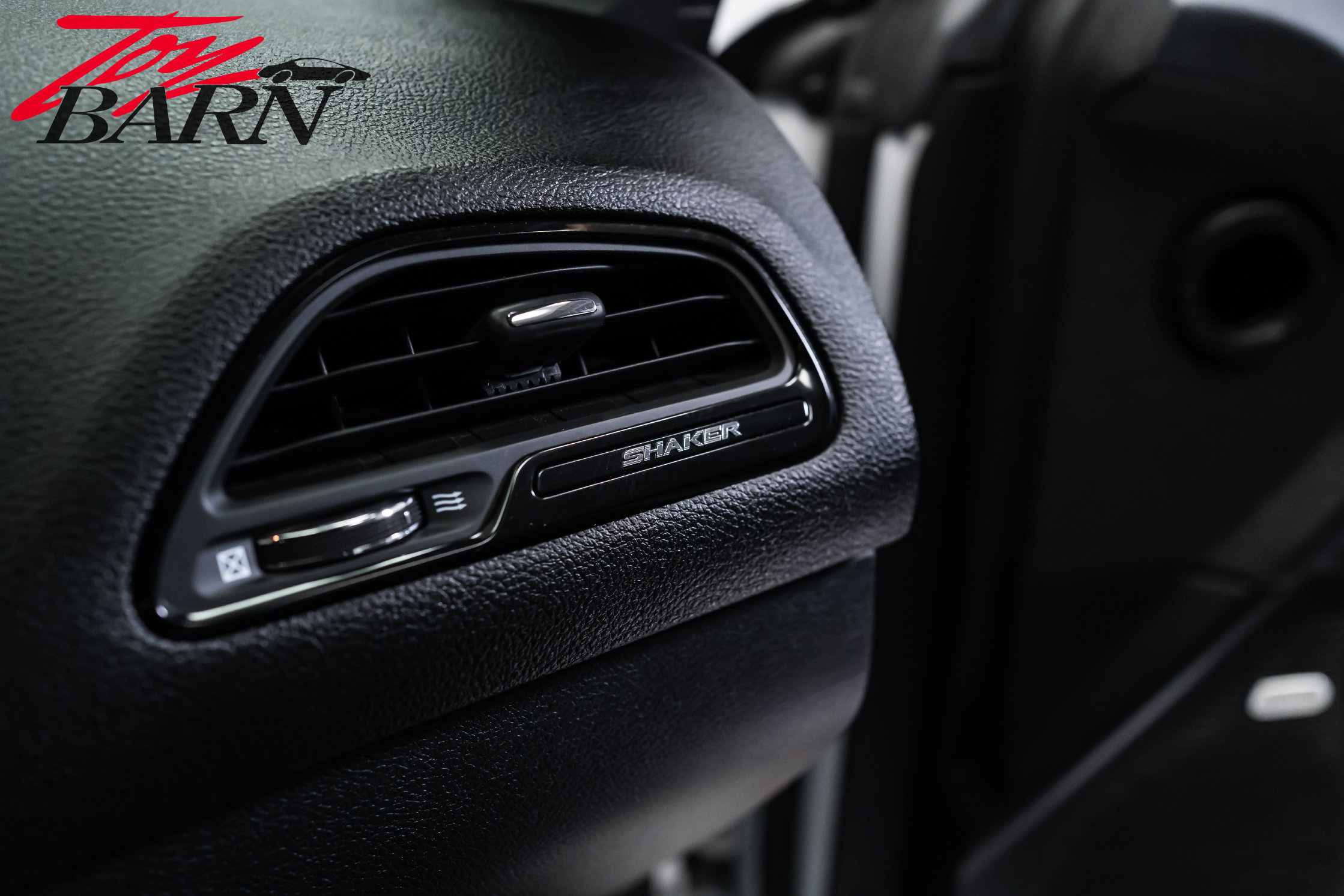 Used 2018 Dodge Challenger R/T Scat Pack RWD image 38