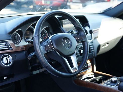 Used 2013 Mercedes-Benz E 350 Sedan image 10