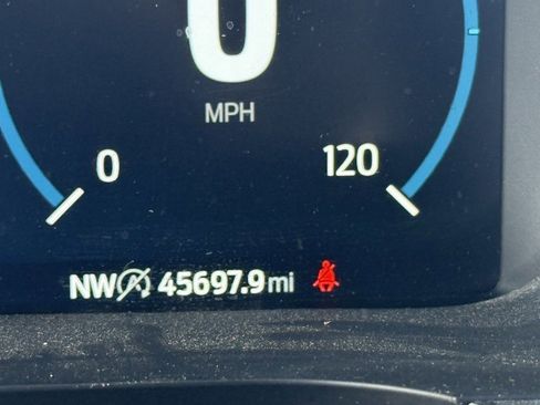 Used 2021 Ford F150 Lariat w/ Equipment Group 502A High image 12