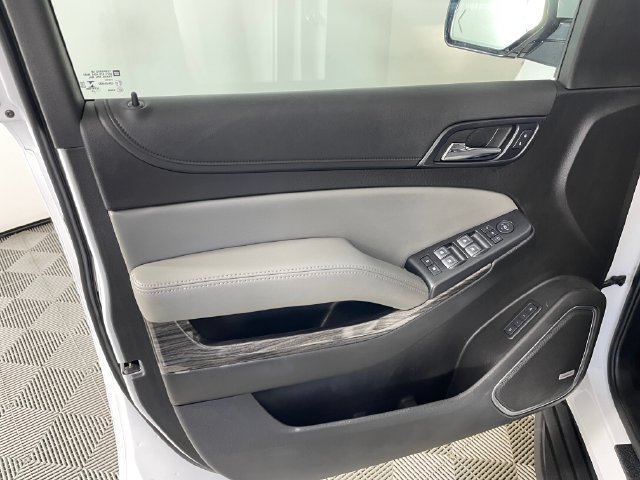 Used 2020 Chevrolet Suburban LT AWD/4WD image 15