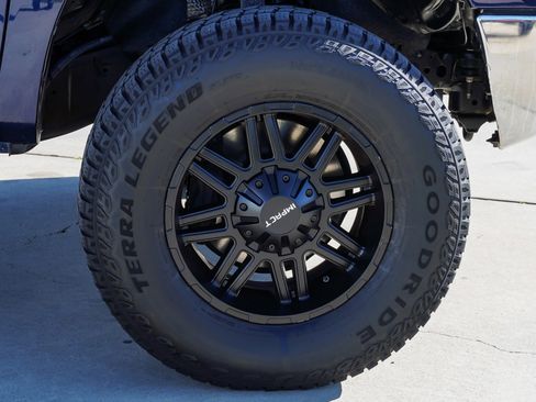 Used 2012 Toyota Tundra 2WD Double Cab w/ Tow Pkg image 10