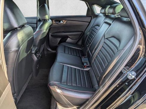 Used 2024 Kia Forte GT w/ GT2 Package image 17