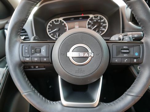 Certified 2023 Nissan Rogue SL w/ SL Premium Package AWD/4WD image 25