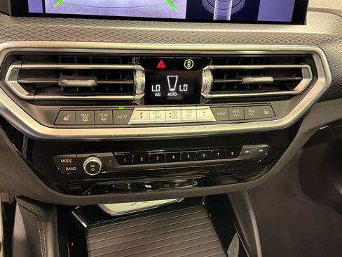 Certified 2023 BMW X4 xDrive30i w/ M Sport Package image 26