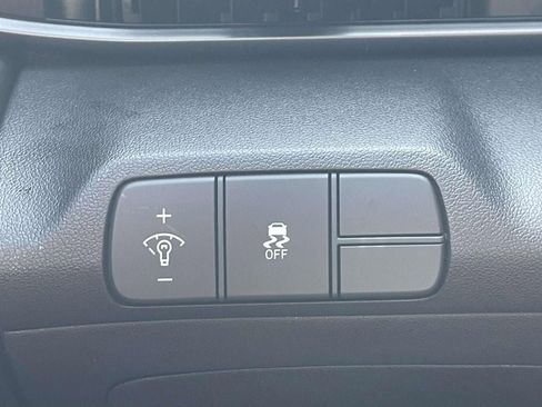 New 2026 Hyundai Elantra Sport image 17