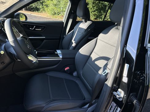 New 2026 Mercedes-Benz GLC 300 image 21