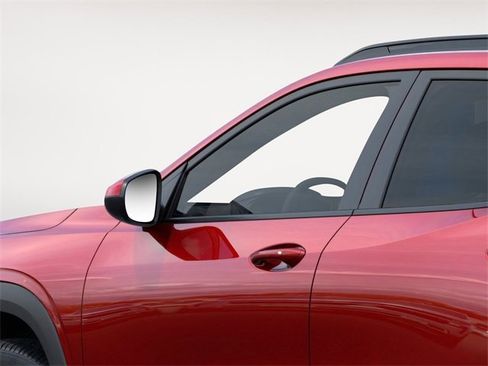 New 2026 Chevrolet Trax LT image 13