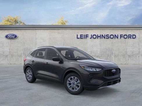 New 2026 Ford Escape Active w/ Tech Pack #1 FWD image 7