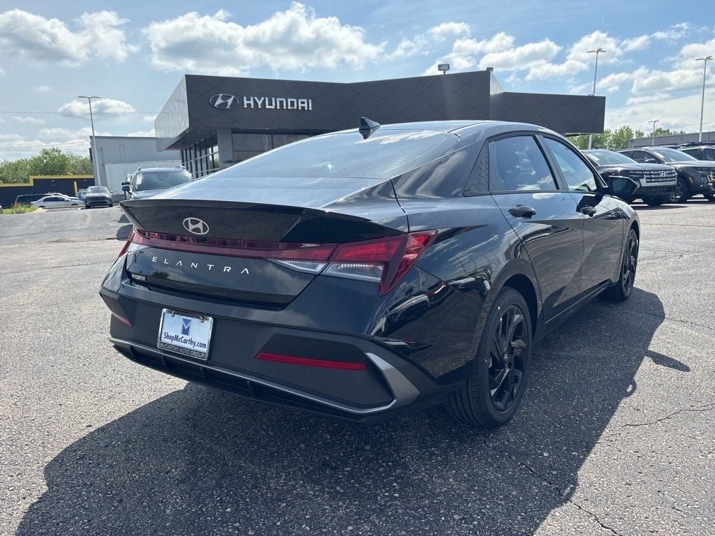 New 2026 Hyundai Elantra Sport FWD image 4