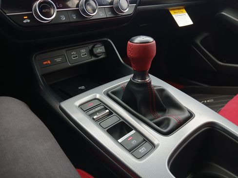 Used 2025 Honda Civic Type R image 20