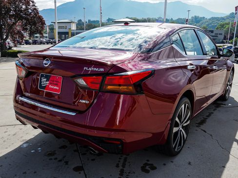 Used 2021 Nissan Altima 2.5 Platinum AWD/4WD image 8
