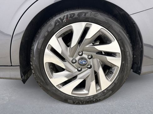 Used 2025 Subaru Legacy Limited image 11