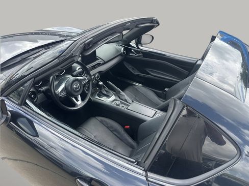 Used 2023 MAZDA MX-5 Miata Grand Touring RWD image 23