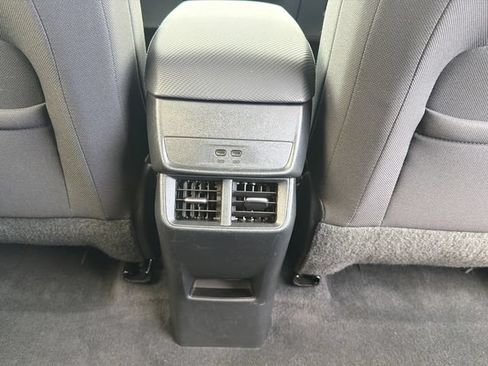 Certified 2026 Chevrolet Equinox LT FWD image 26
