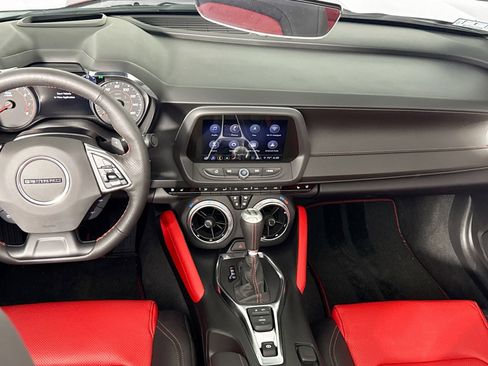 Used 2020 Chevrolet Camaro LT image 23