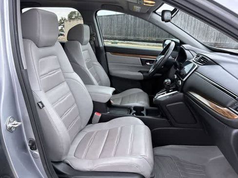 Used 2018 Honda CR-V Touring image 24