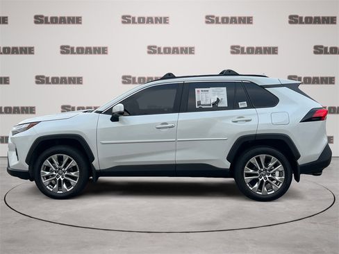 Used 2025 Toyota RAV4 XLE Premium image 2