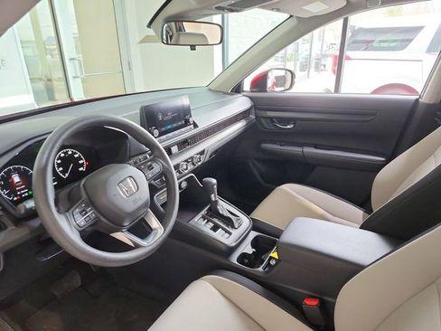 Used 2023 Honda CR-V LX image 9
