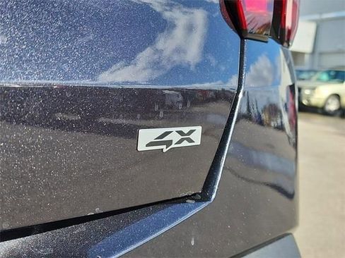 New 2026 Kia Sorento S image 5