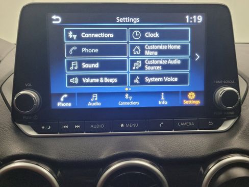 Used 2024 Nissan Sentra SV FWD image 25