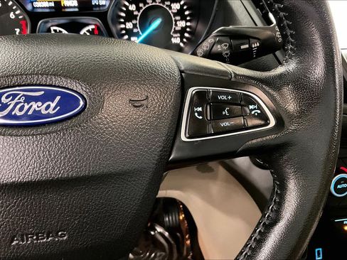 Used 2019 Ford Escape SEL AWD/4WD image 25