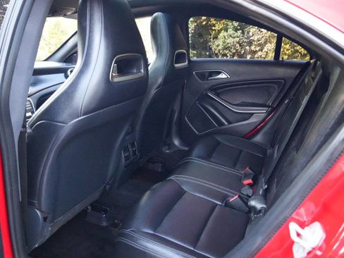 Used 2018 Mercedes-Benz CLA 250 image 20