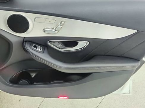Used 2018 Mercedes-Benz C 300 Sedan image 25