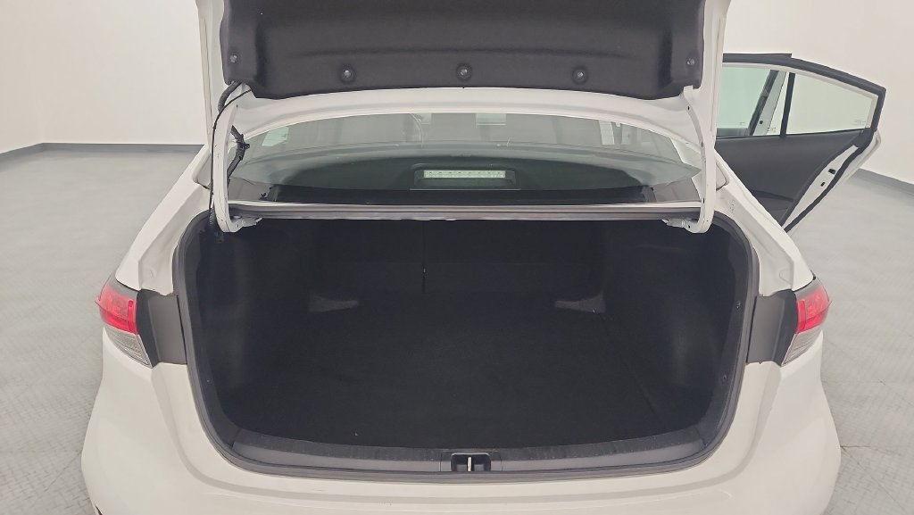 Used 2024 Toyota Corolla LE FWD image 21