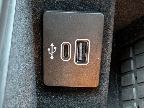 Certified 2025 Lincoln Navigator Black Label image 29