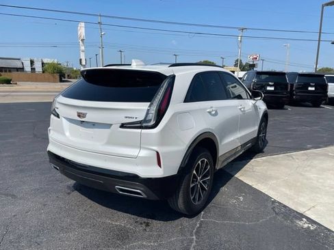 Used 2024 Cadillac XT4 Sport w/ Cold Weather Package FWD image 5