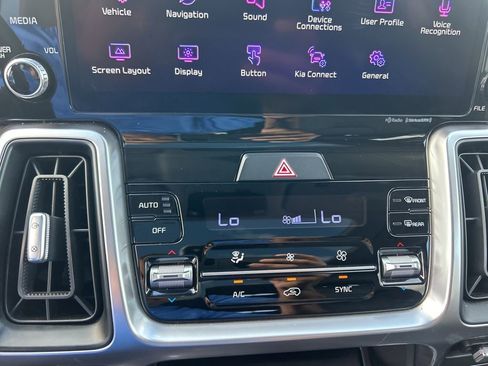 Used 2023 Kia Sorento X-Line EX image 41