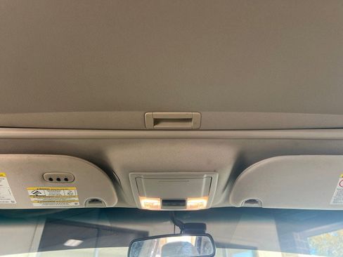 Used 2012 Lincoln Navigator 2WD image 22