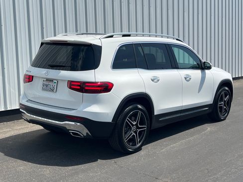 Used 2026 Mercedes-Benz GLB 250 image 6