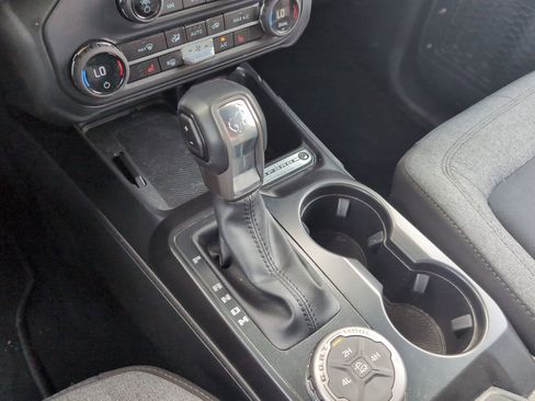 Used 2025 Ford Bronco Big Bend image 23