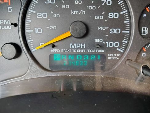 Used 2001 GMC Sierra 2500 SL AWD/4WD image 12