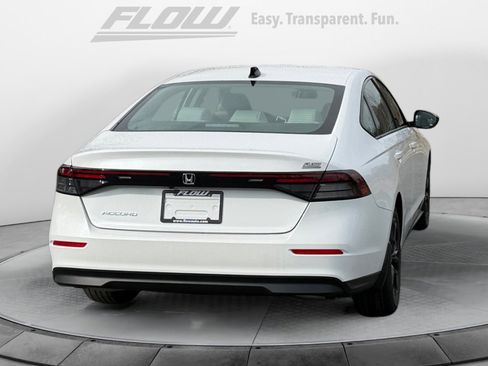 New 2025 Honda Accord SE image 7